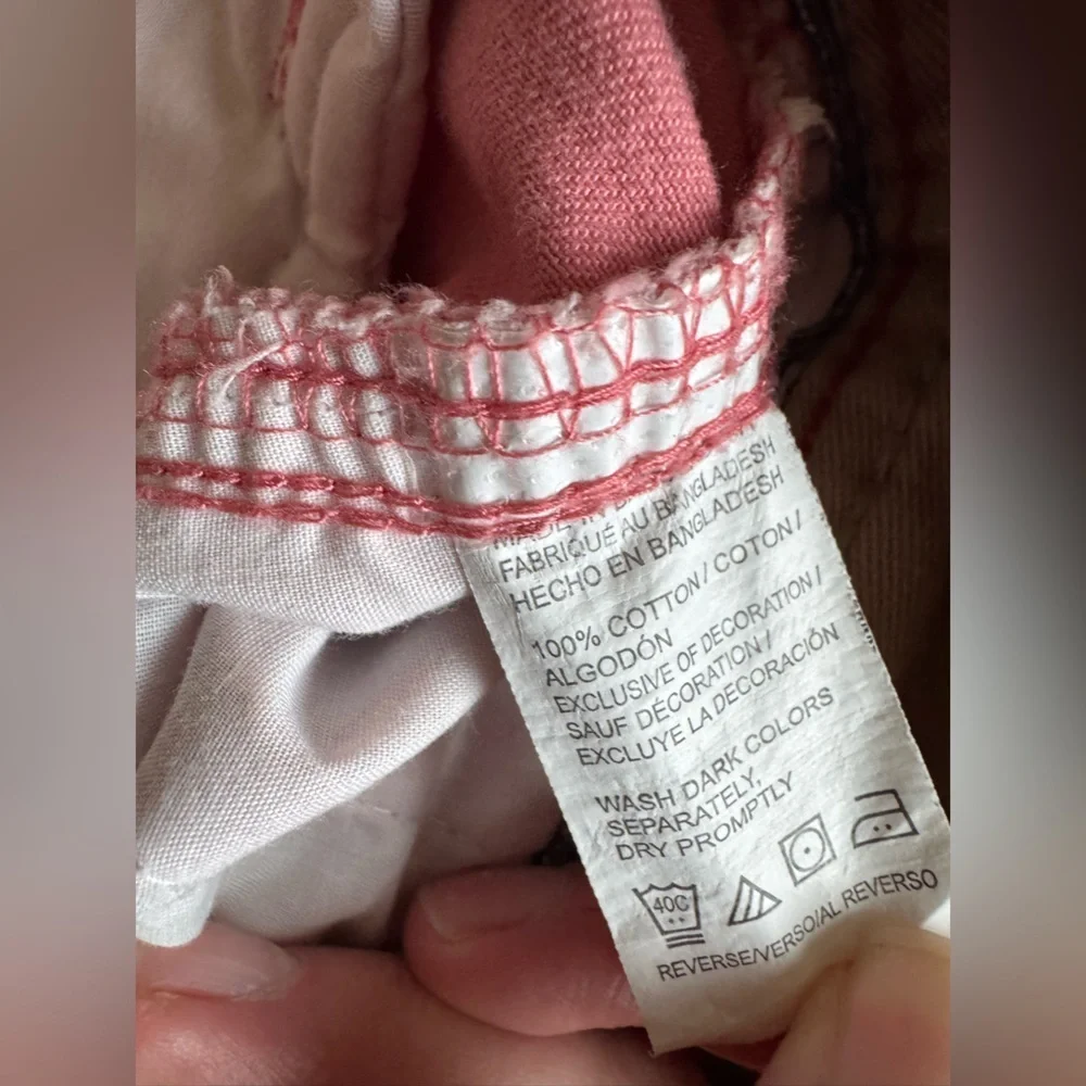 Izod Men's Salmon Flat Front Shorts - Picture 5 of 6